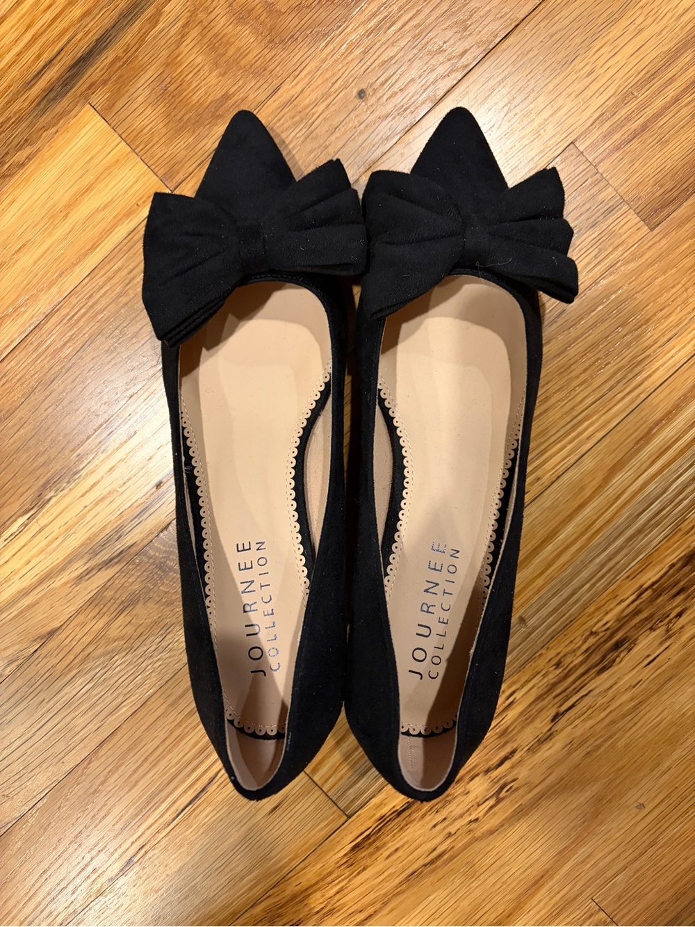Journee Collection Black Pointed Toe Bow Flats